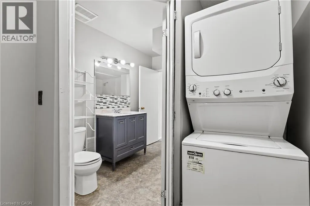 15 MCCORMICK Street Unit# Upper #Upper