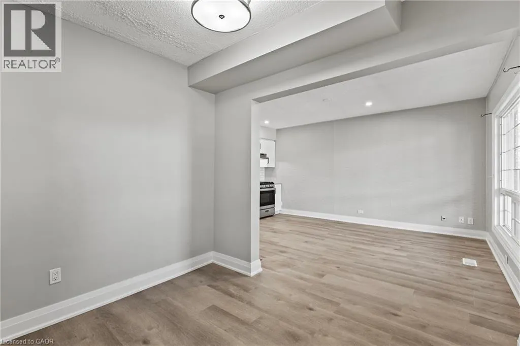 15 MCCORMICK Street Unit# Upper #Upper