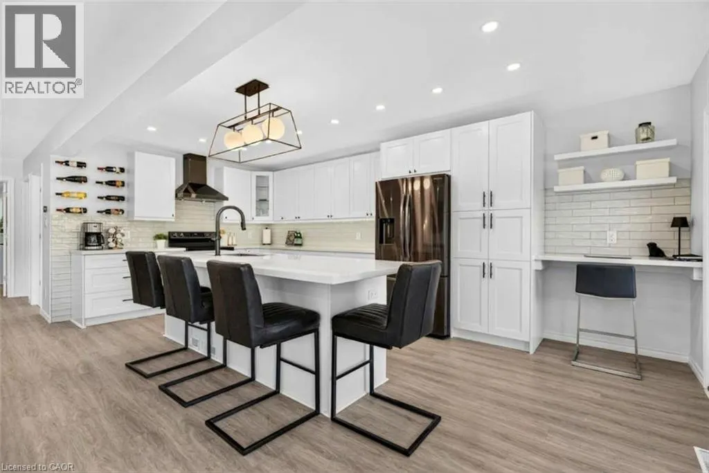 3 REGATTA Drive