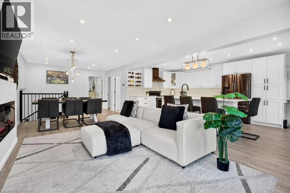 3 REGATTA Drive