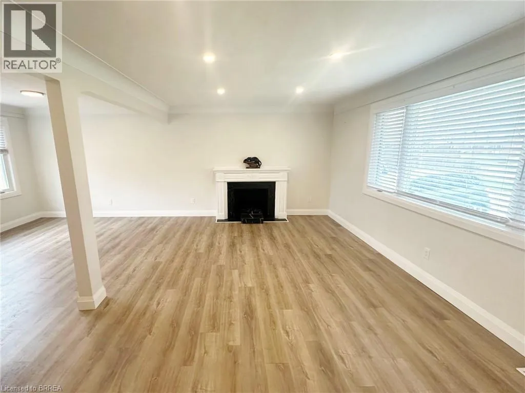 75 HENDERSON Avenue