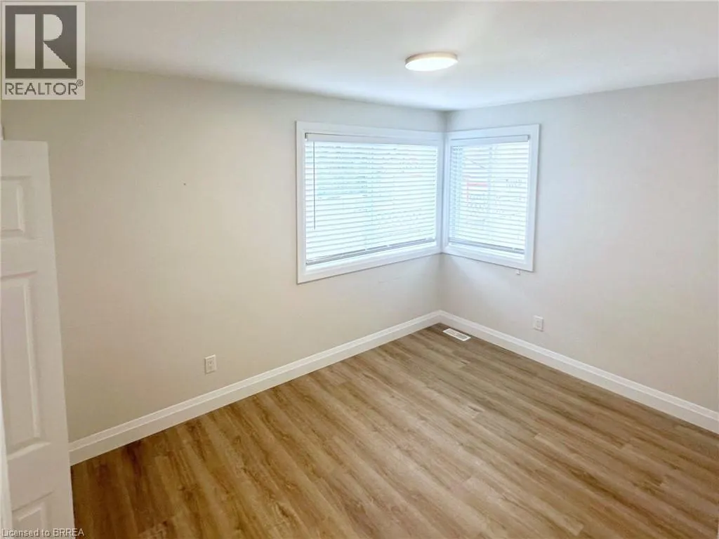 75 HENDERSON Avenue