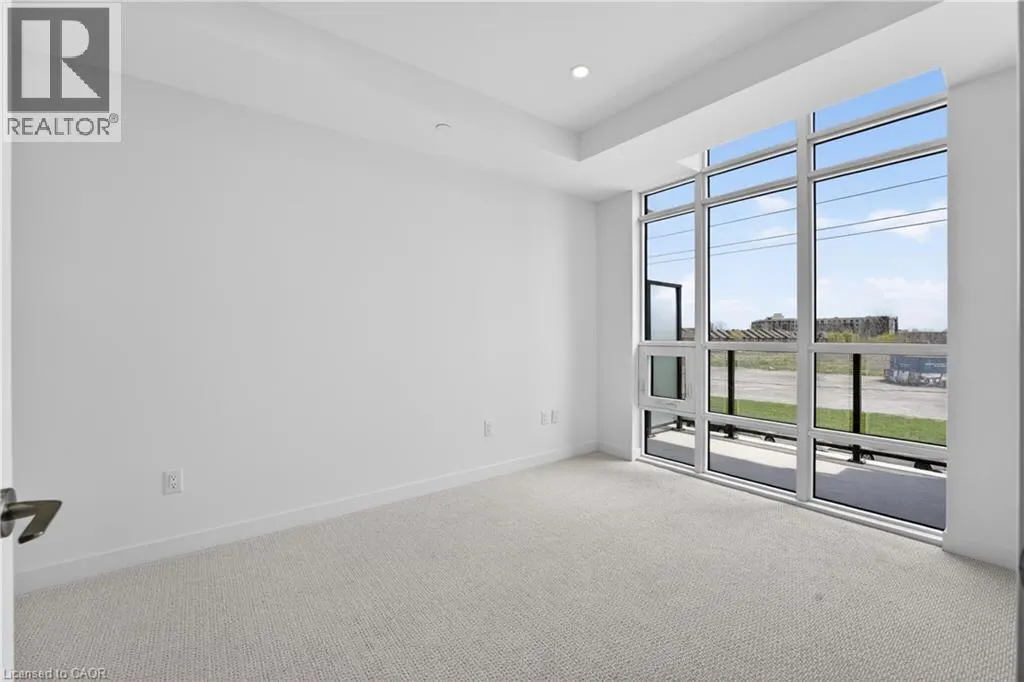 461 GREEN Road Unit# 321 #321