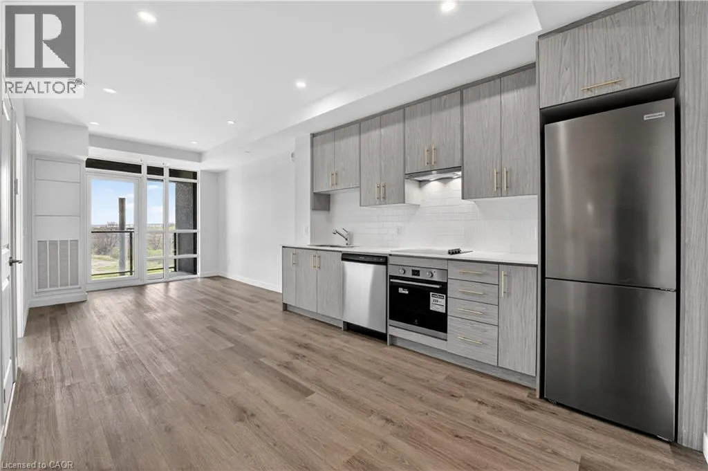 461 GREEN Road Unit# 321 #321