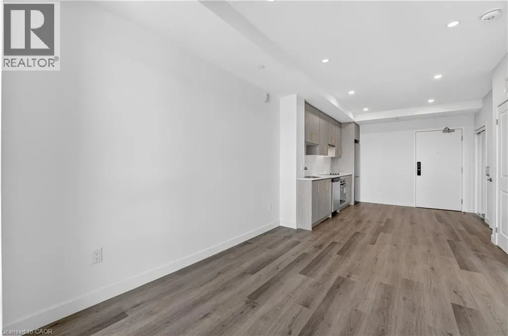 461 GREEN Road Unit# 321 #321