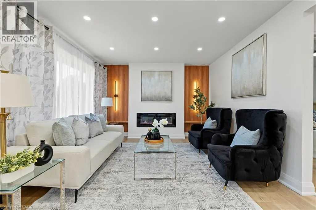 98 WISE Crescent