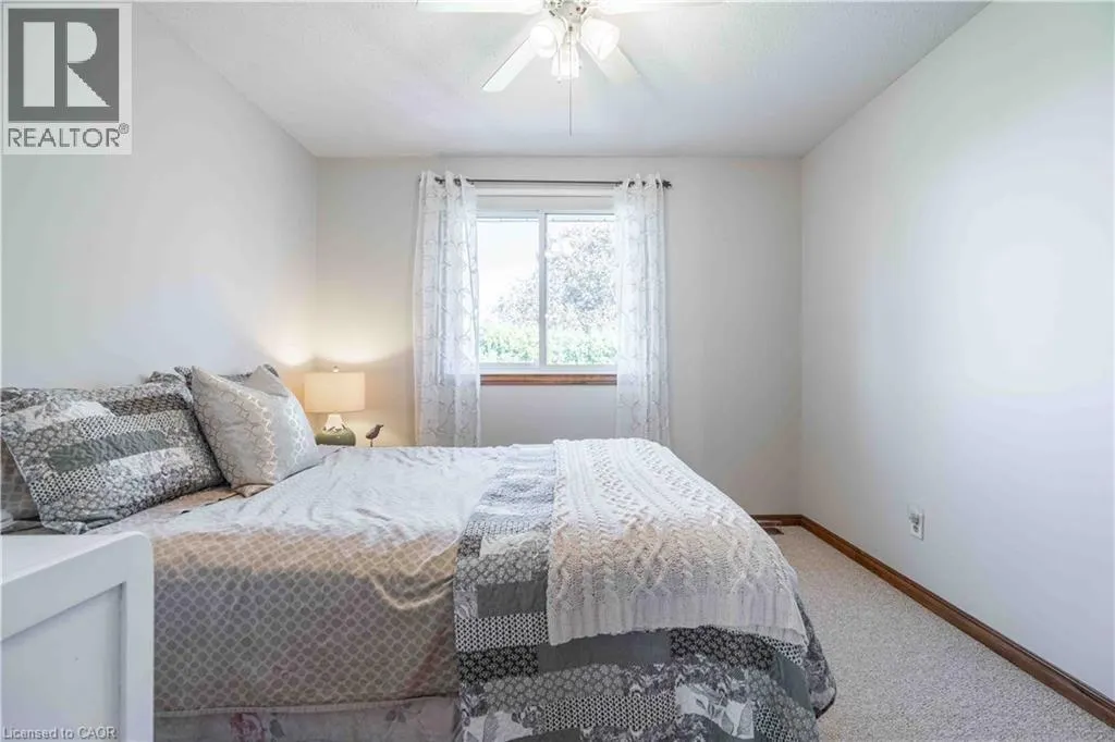 15 CLARE INNIS Court