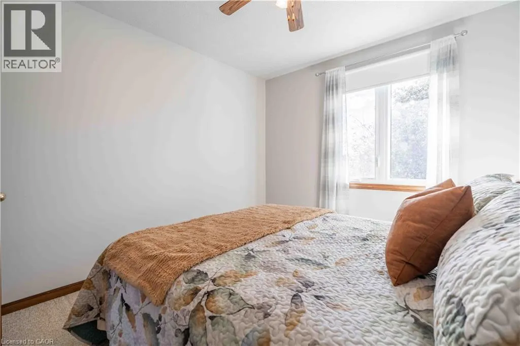 15 CLARE INNIS Court