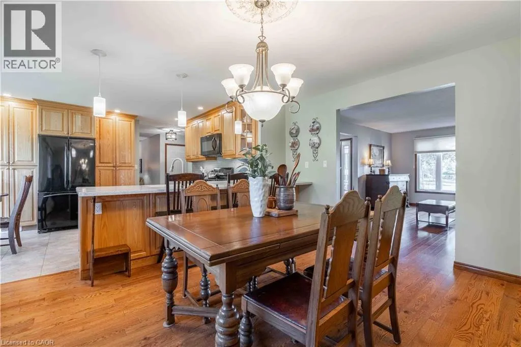 15 CLARE INNIS Court
