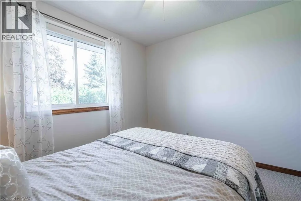 15 CLARE INNIS Court