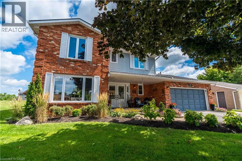 15 CLARE INNIS Court