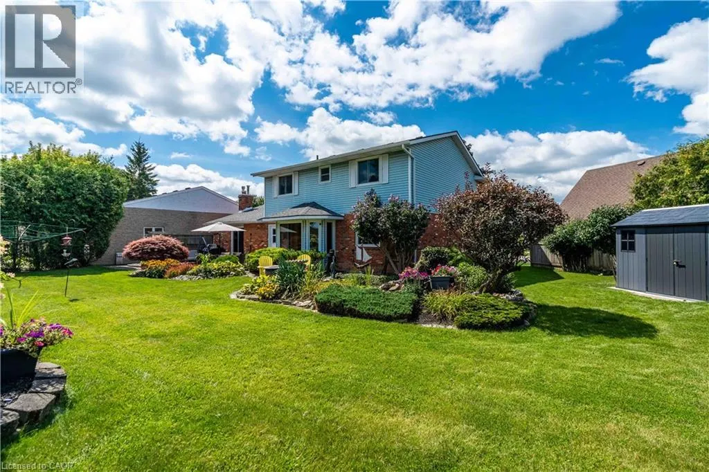 15 CLARE INNIS Court