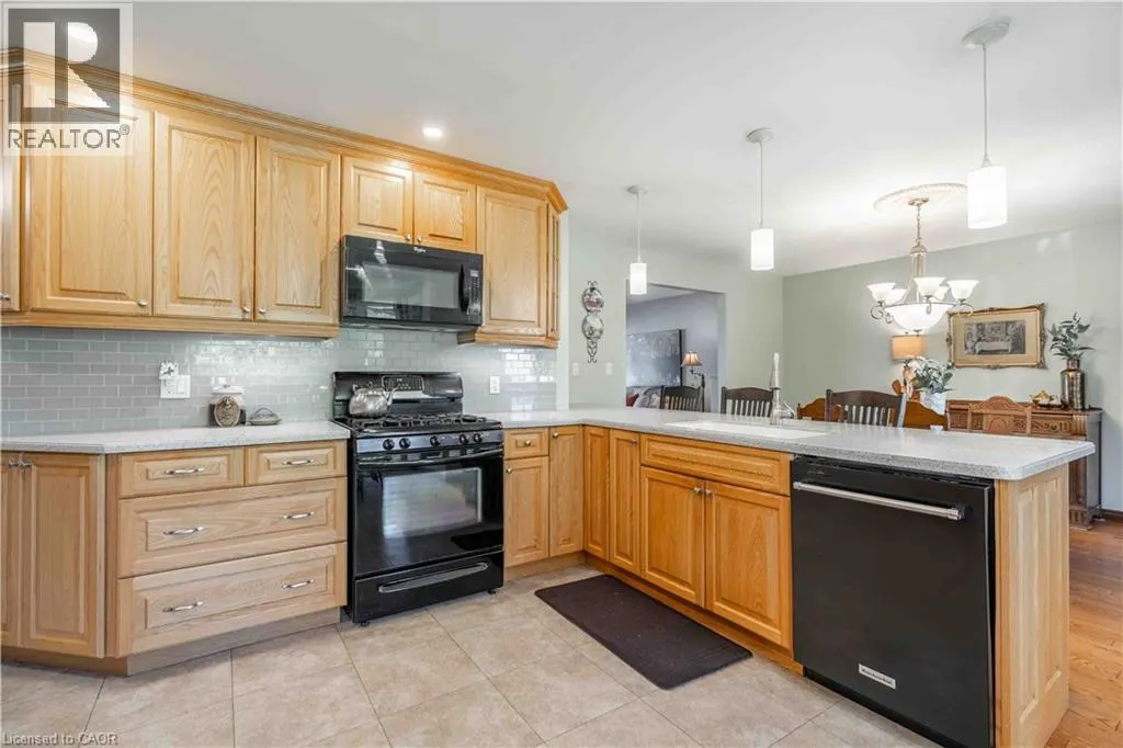 15 CLARE INNIS Court