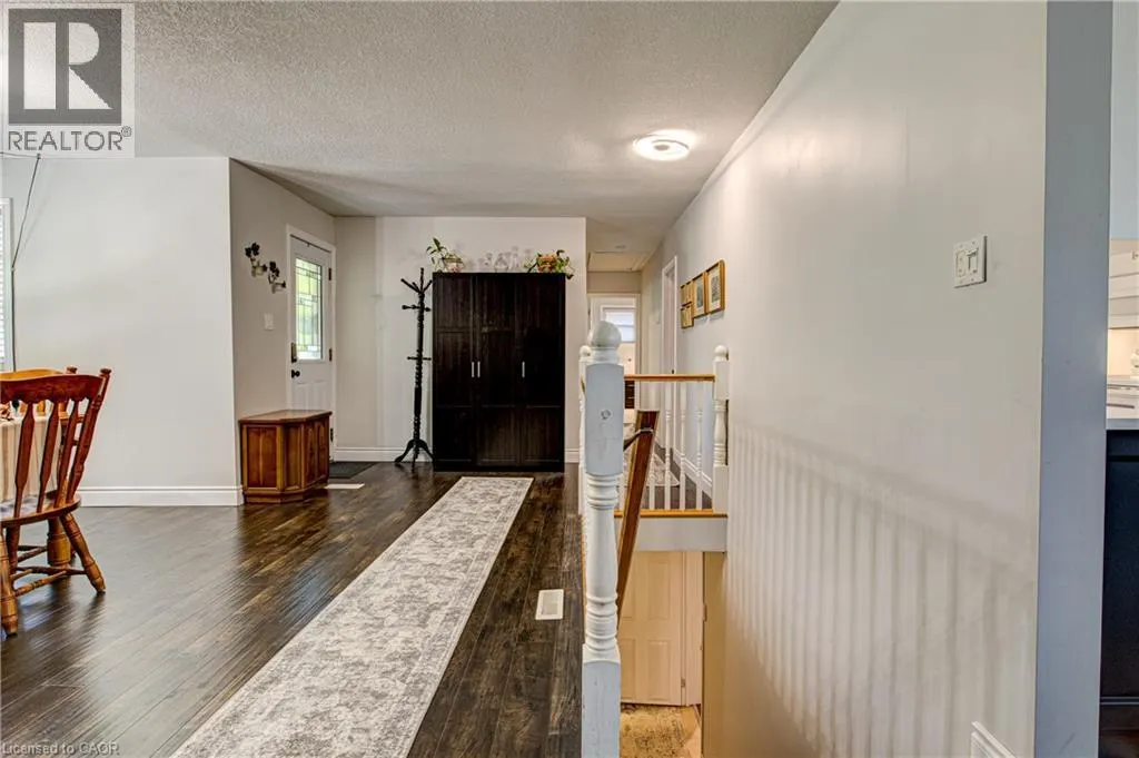 3 OAKWOOD Avenue