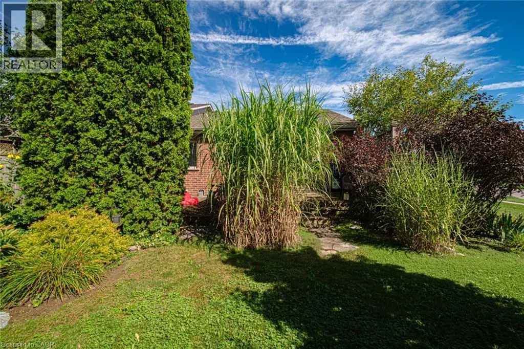 2 MILLCROFT Drive