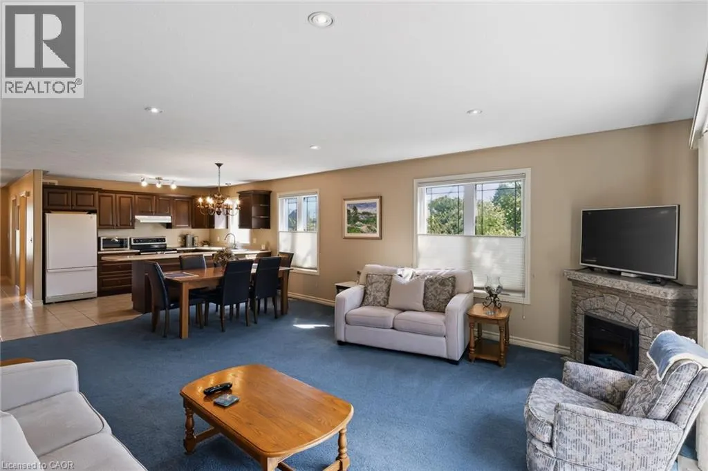 2 MILLCROFT Drive