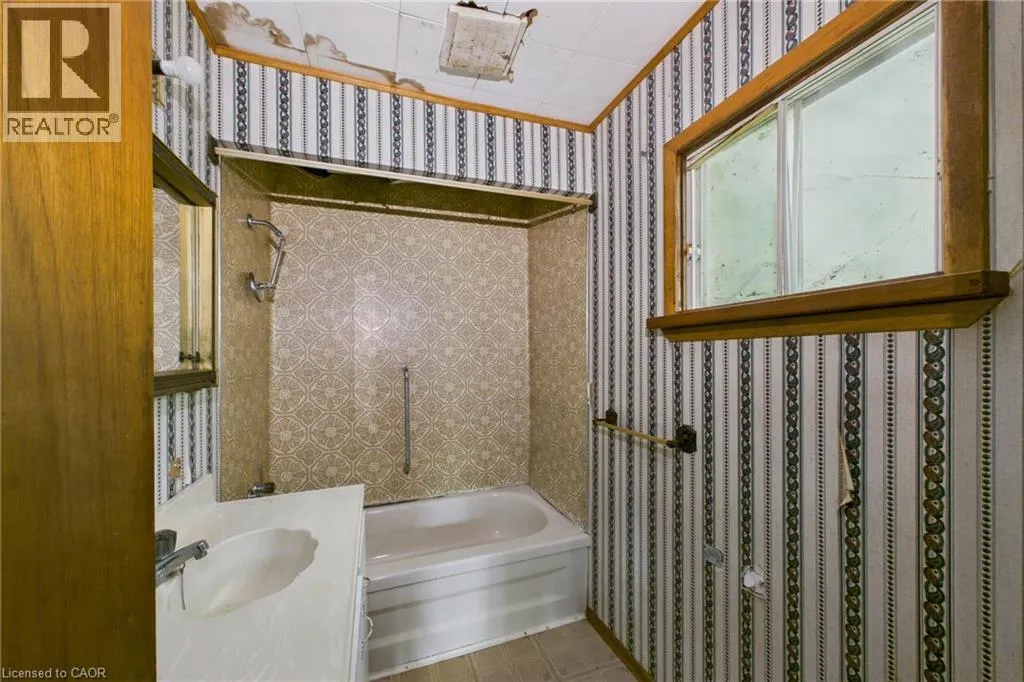 115 BROADBENT Road