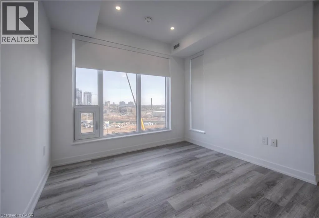 5 WELLINGTON Street S Unit# 402 #402
