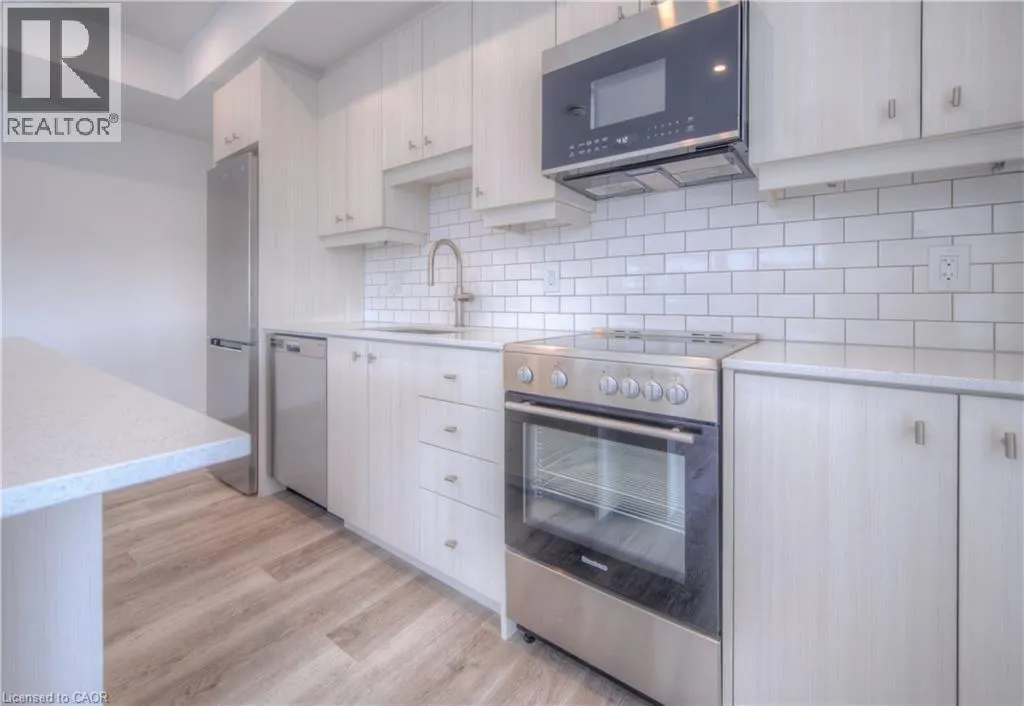 5 WELLINGTON Street S Unit# 402 #402