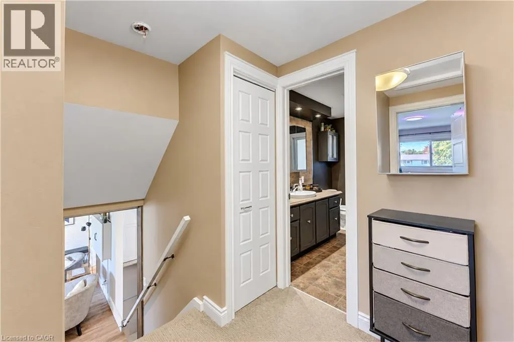 299 CREIGHTON Court