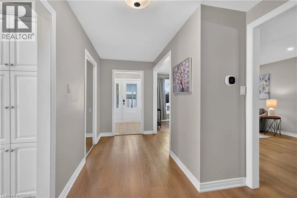 7 FERN Avenue