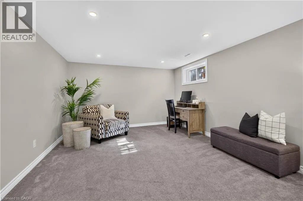 7 FERN Avenue