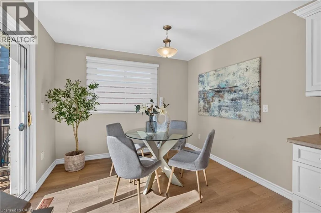 7 FERN Avenue