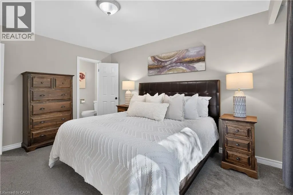 7 FERN Avenue