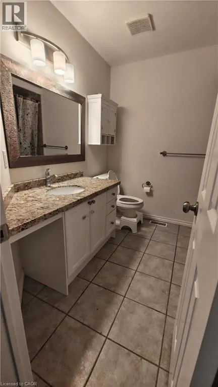 2110 CLEAVER Avenue Unit# 215 #215