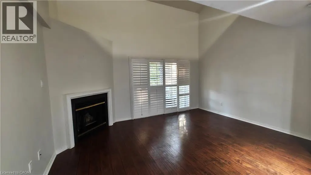 2110 CLEAVER Avenue Unit# 215 #215