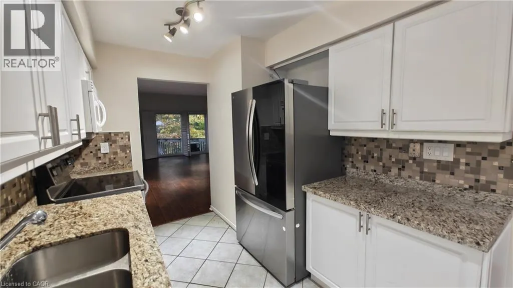 2110 CLEAVER Avenue Unit# 215 #215
