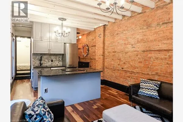 158 HUNTER Street E