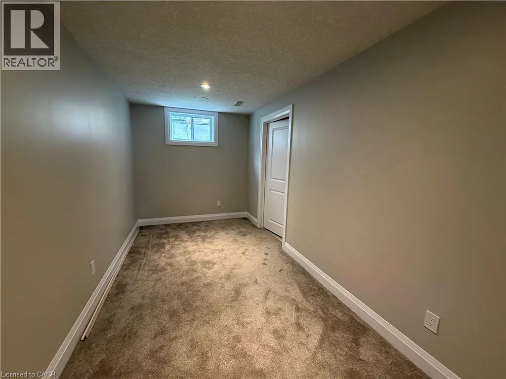502 SUNDEW Drive Unit# BASEMENT #BASEMENT