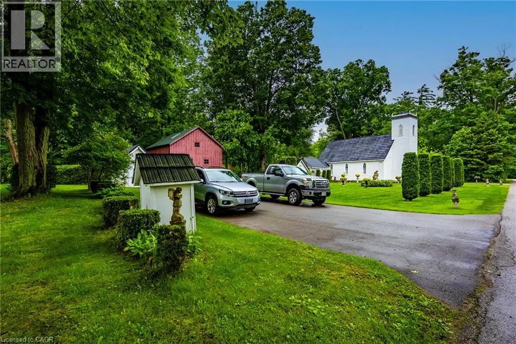 10 OLD CHURCH Road