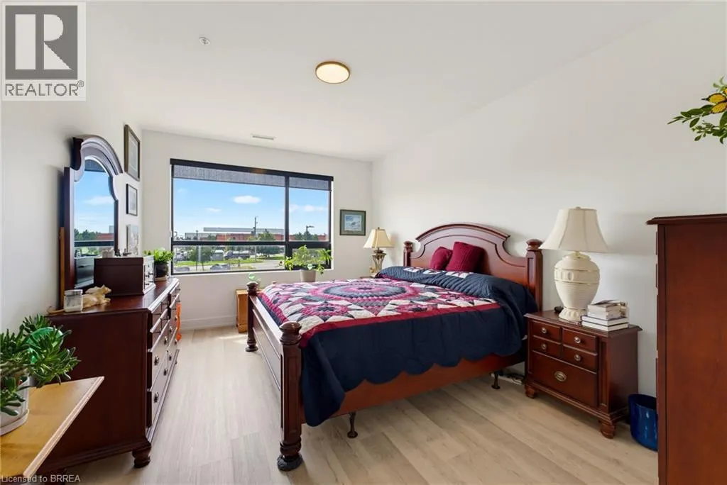 300B FOURTH Avenue Unit# 208 #208
