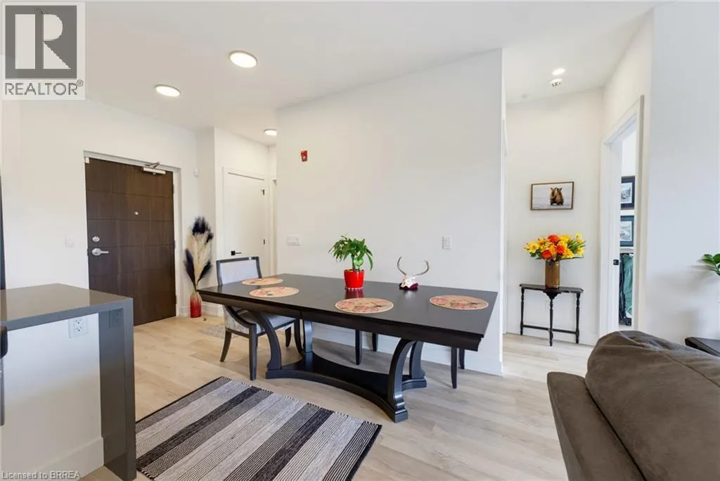 300B FOURTH Avenue Unit# 208 #208