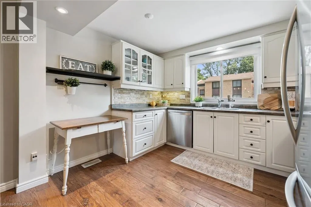 220 SALISBURY Avenue Unit# 27 #27