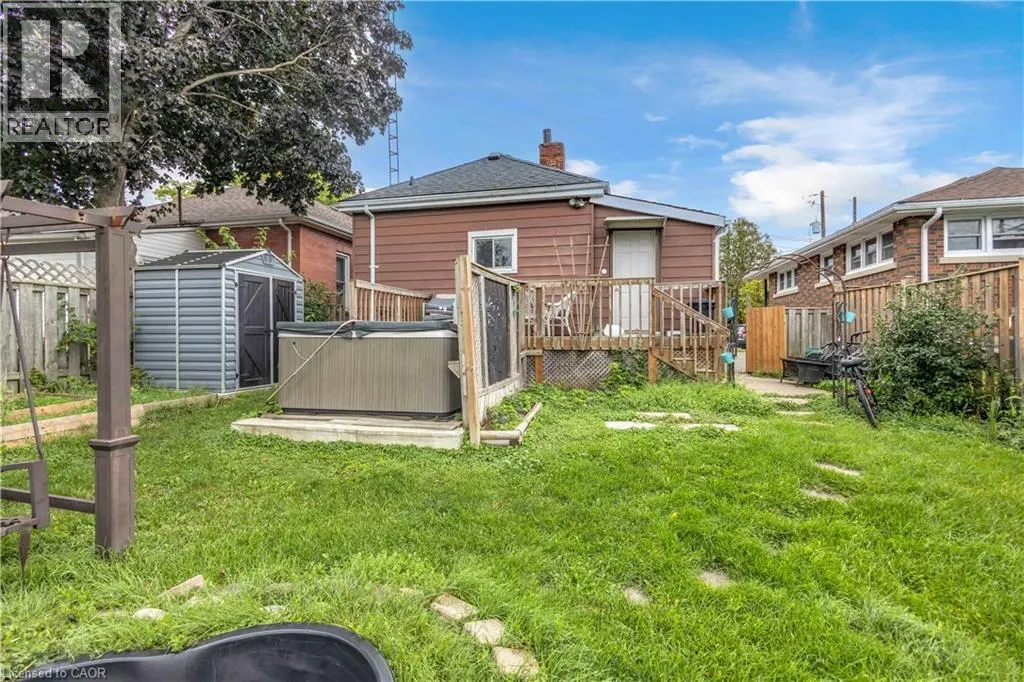 49 MINTERN Avenue