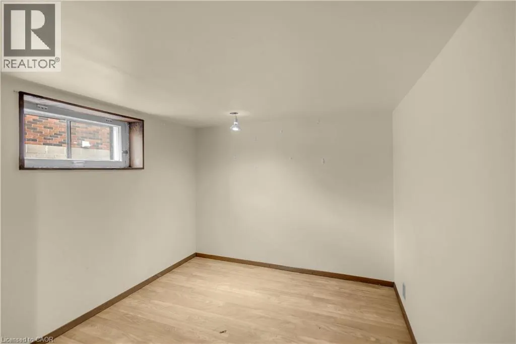 49 MINTERN Avenue