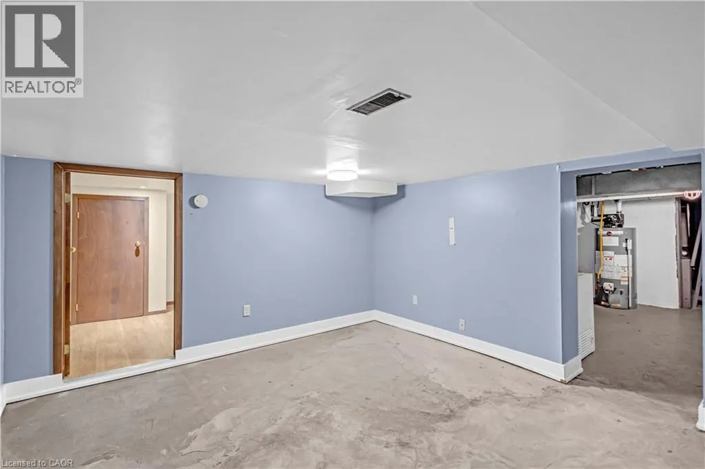 49 MINTERN Avenue