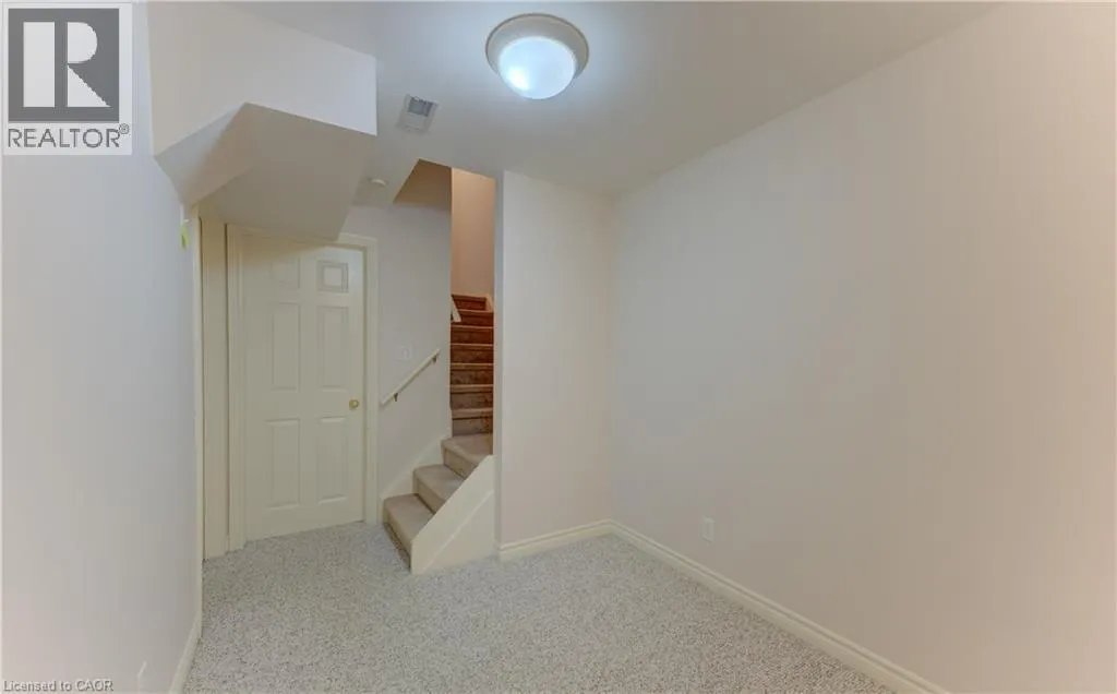 360 CORNRIDGE Place Unit# 4 #4