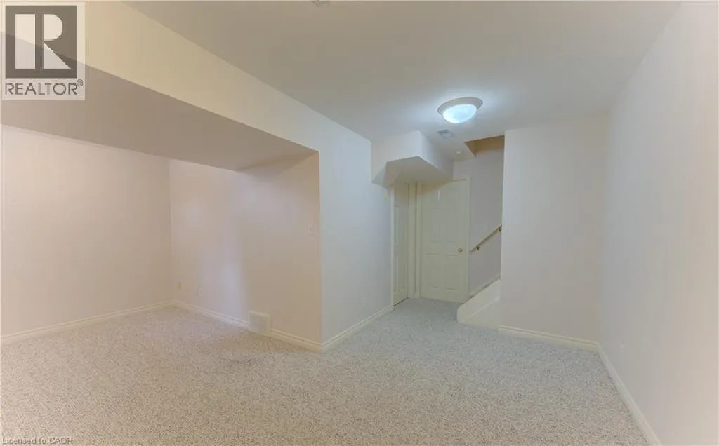 360 CORNRIDGE Place Unit# 4 #4