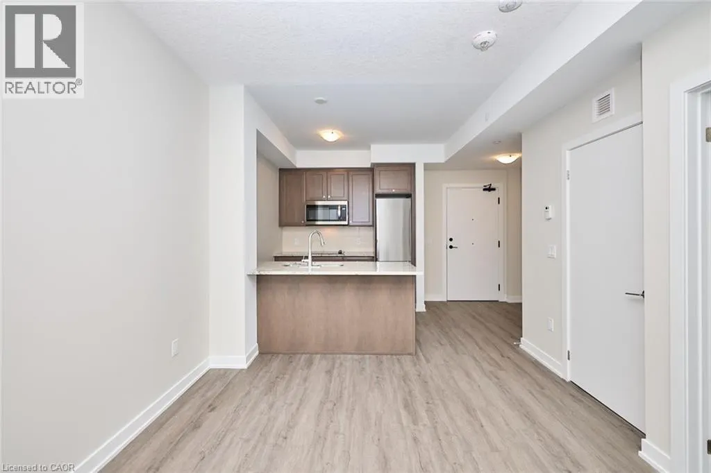 600 NORTH SERVICE Road Unit# 504 #504