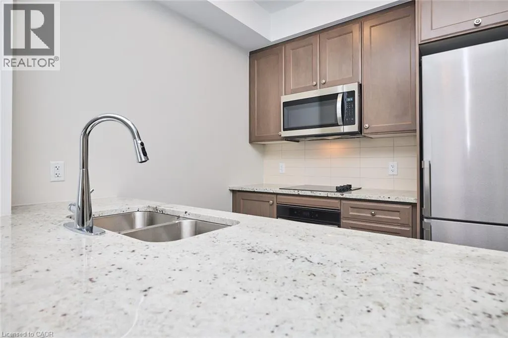 600 NORTH SERVICE Road Unit# 504 #504