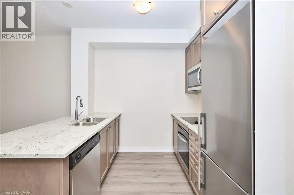 600 NORTH SERVICE Road Unit# 504 #504
