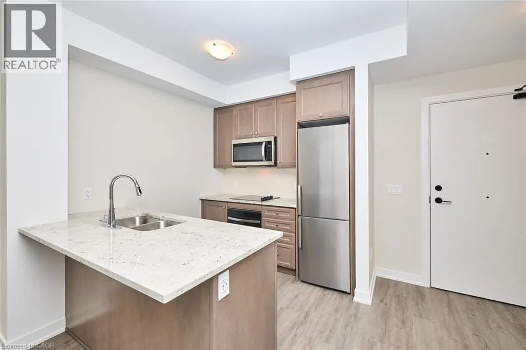 600 NORTH SERVICE Road Unit# 504 #504