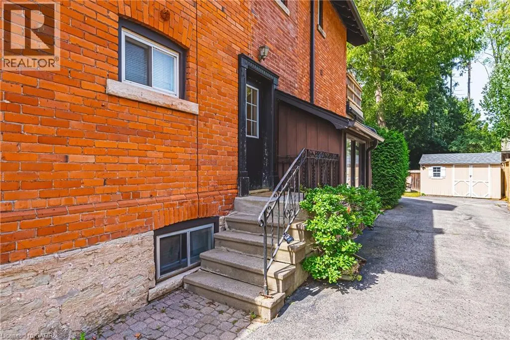 2177 LAKESHORE Road