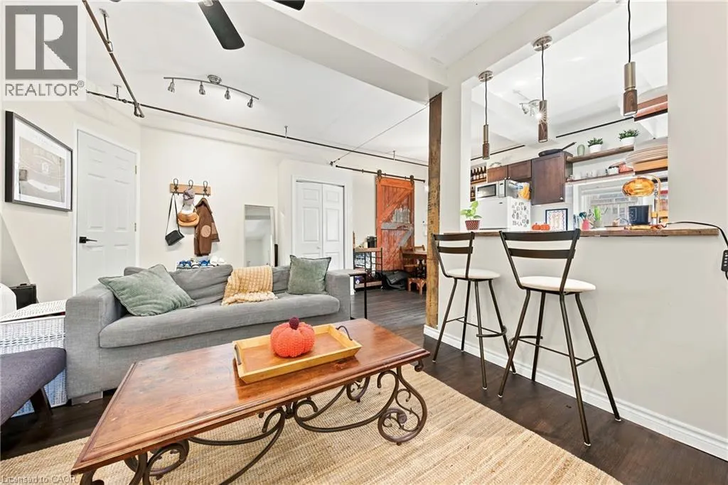 2177 LAKESHORE Road