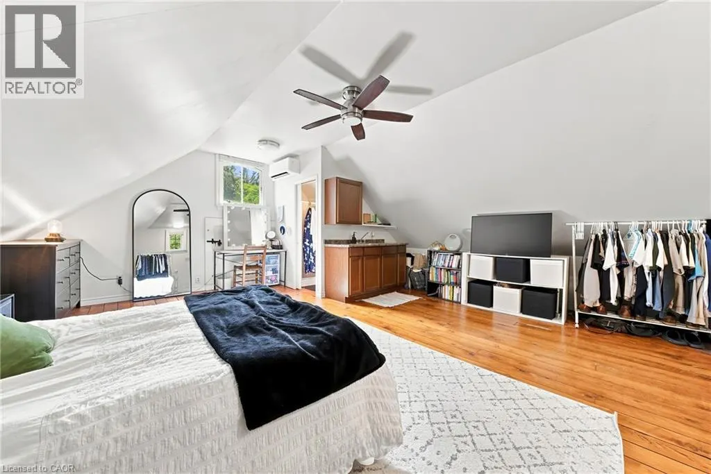 2177 LAKESHORE Road