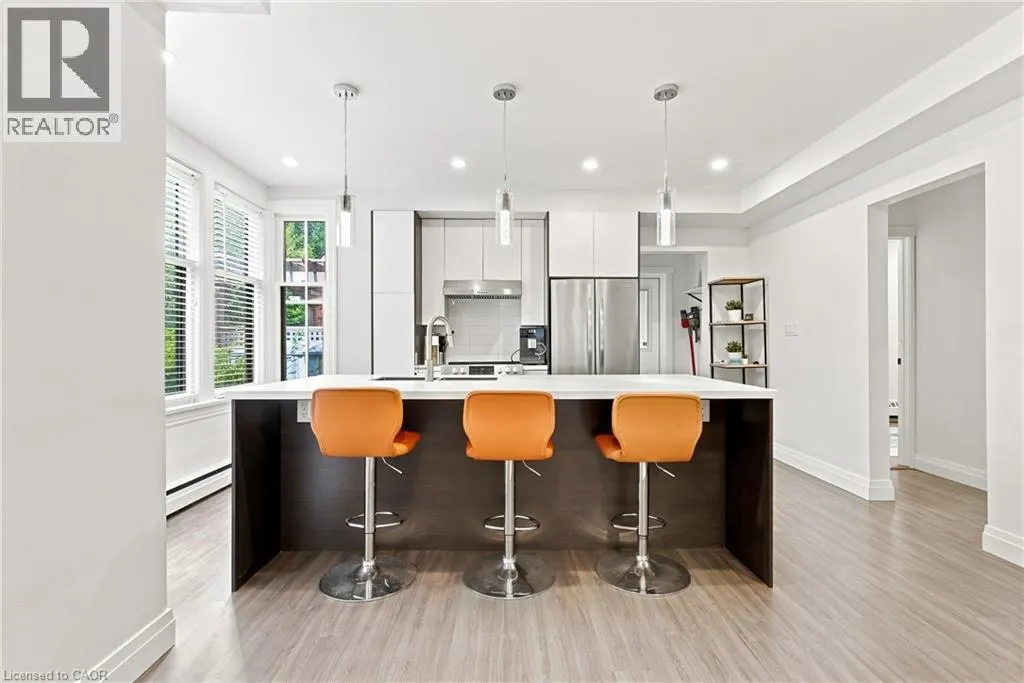 2177 LAKESHORE Road